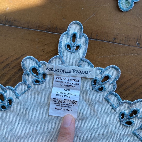 Vintage scalloped edge toile table placemat - Picture 3 of 8